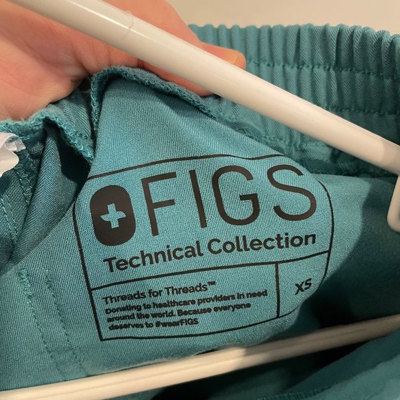 Figs Marine scrubs : Top (XXS) and Bottom (XS) - Picture 1 of 6